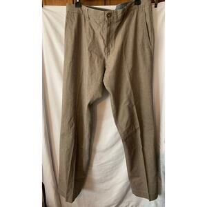 Banna Republic Men's Chinos Pants Size  33x34